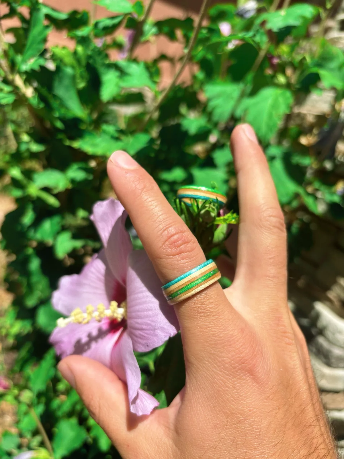 Reb-earth | Recycled Skateboard Ring material and story detail